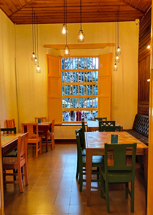 Interior del café Macanas.